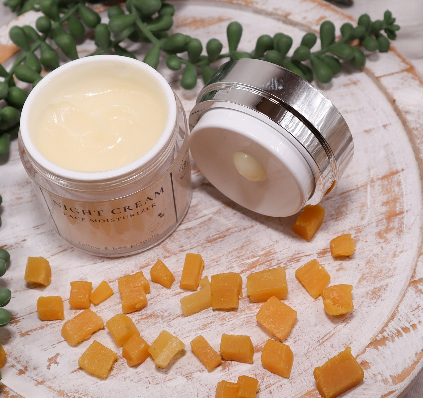 Tallow Face Cream with Bee Propolis & Vitamin E | Nourishing Natural Moisturizer | Grass Fed Suet Tallow Skincare | Pump Jar